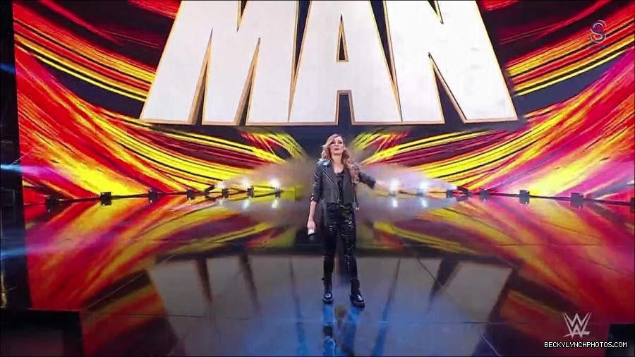 WWE_Monday_Night_RAW_2023_01_30_720p_HDTV_x264-Star_mp4_005488833.jpg