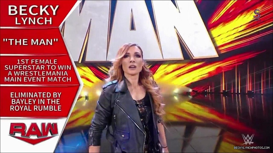 WWE_Monday_Night_RAW_2023_01_30_720p_HDTV_x264-Star_mp4_005496033.jpg