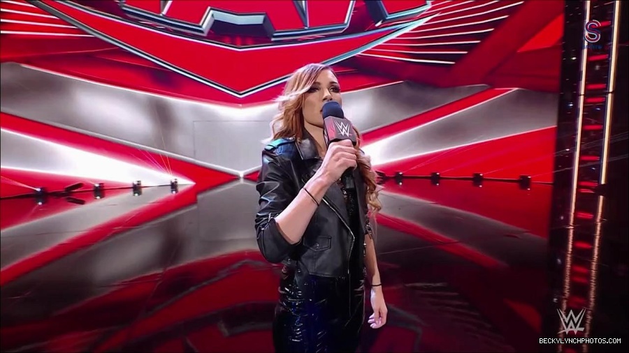 WWE_Monday_Night_RAW_2023_01_30_720p_HDTV_x264-Star_mp4_005505633.jpg