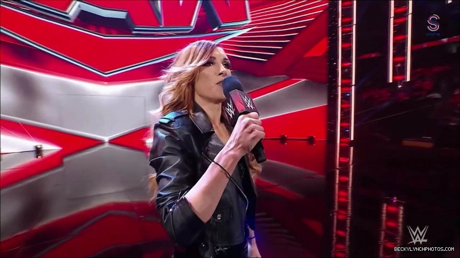 WWE_Monday_Night_RAW_2023_01_30_720p_HDTV_x264-Star_mp4_005506433.jpg