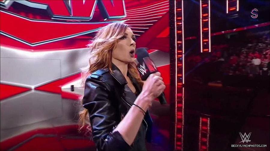 WWE_Monday_Night_RAW_2023_01_30_720p_HDTV_x264-Star_mp4_005506833.jpg