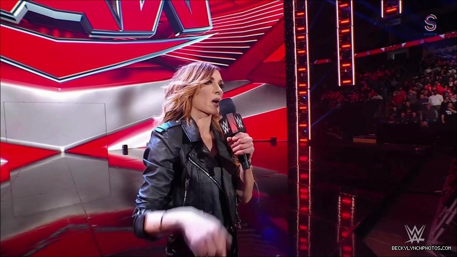 WWE_Monday_Night_RAW_2023_01_30_720p_HDTV_x264-Star_mp4_005514433.jpg