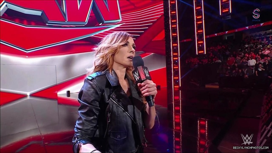 WWE_Monday_Night_RAW_2023_01_30_720p_HDTV_x264-Star_mp4_005515633.jpg