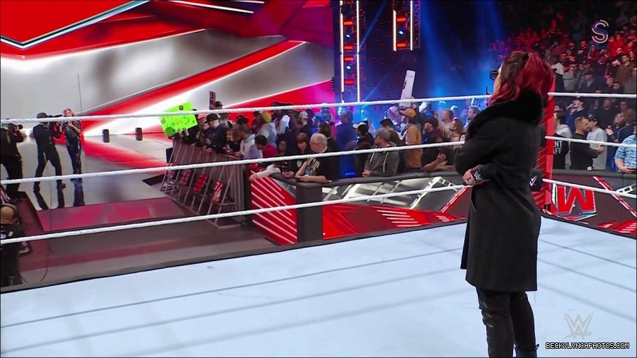WWE_Monday_Night_RAW_2023_01_30_720p_HDTV_x264-Star_mp4_005519233.jpg