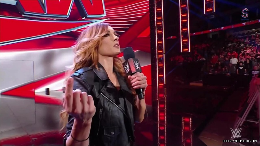 WWE_Monday_Night_RAW_2023_01_30_720p_HDTV_x264-Star_mp4_005520433.jpg