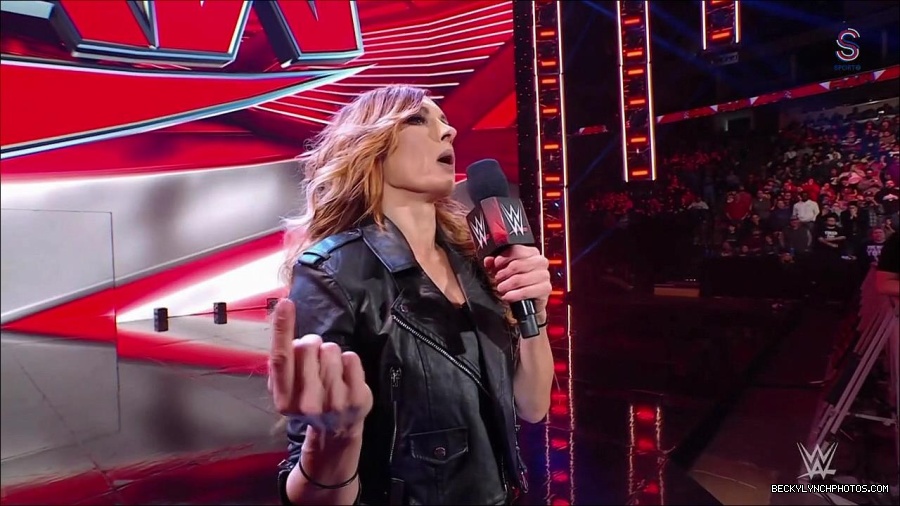 WWE_Monday_Night_RAW_2023_01_30_720p_HDTV_x264-Star_mp4_005521233.jpg