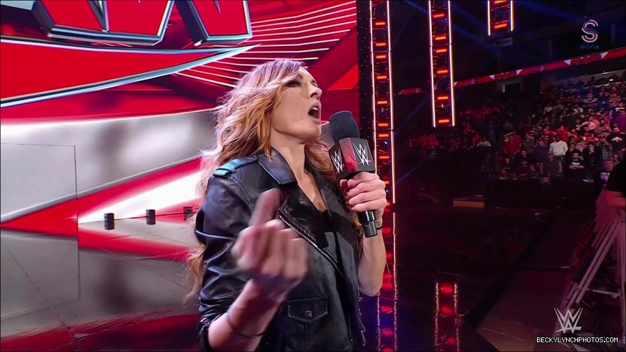 WWE_Monday_Night_RAW_2023_01_30_720p_HDTV_x264-Star_mp4_005521633.jpg