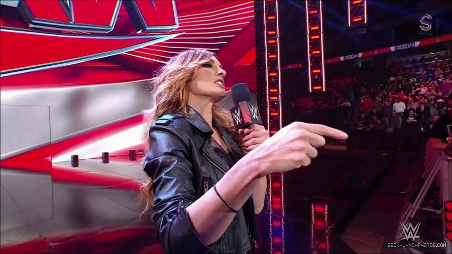 WWE_Monday_Night_RAW_2023_01_30_720p_HDTV_x264-Star_mp4_005523233.jpg