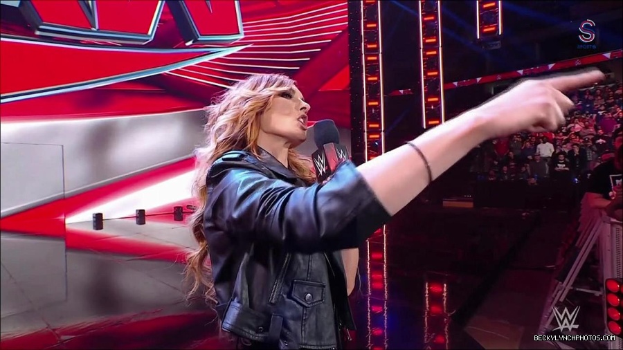 WWE_Monday_Night_RAW_2023_01_30_720p_HDTV_x264-Star_mp4_005524833.jpg
