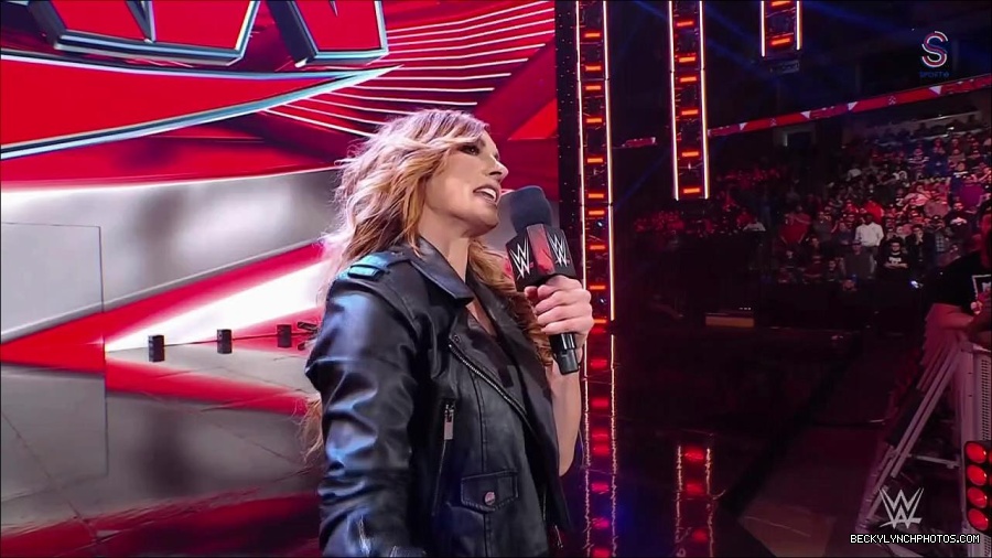 WWE_Monday_Night_RAW_2023_01_30_720p_HDTV_x264-Star_mp4_005526433.jpg