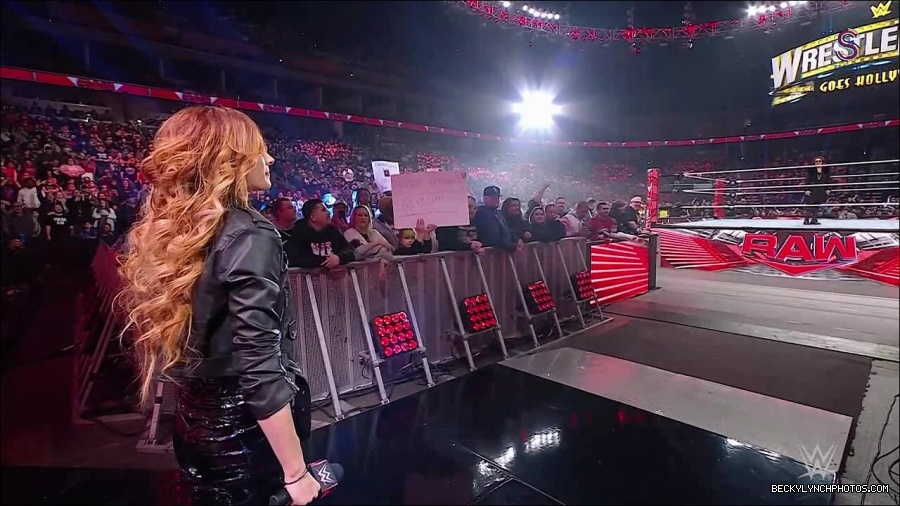 WWE_Monday_Night_RAW_2023_01_30_720p_HDTV_x264-Star_mp4_005594033.jpg