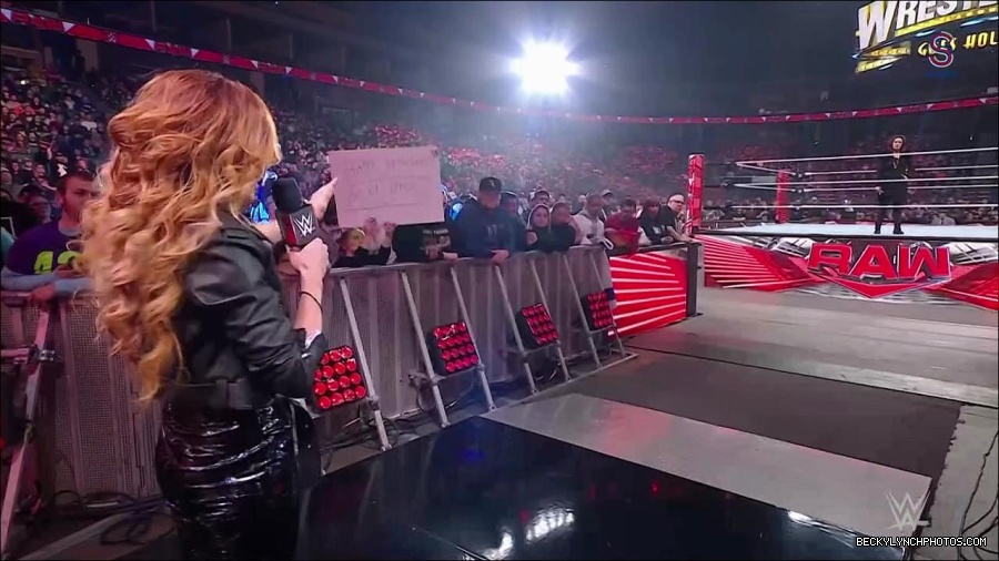 WWE_Monday_Night_RAW_2023_01_30_720p_HDTV_x264-Star_mp4_005690433.jpg