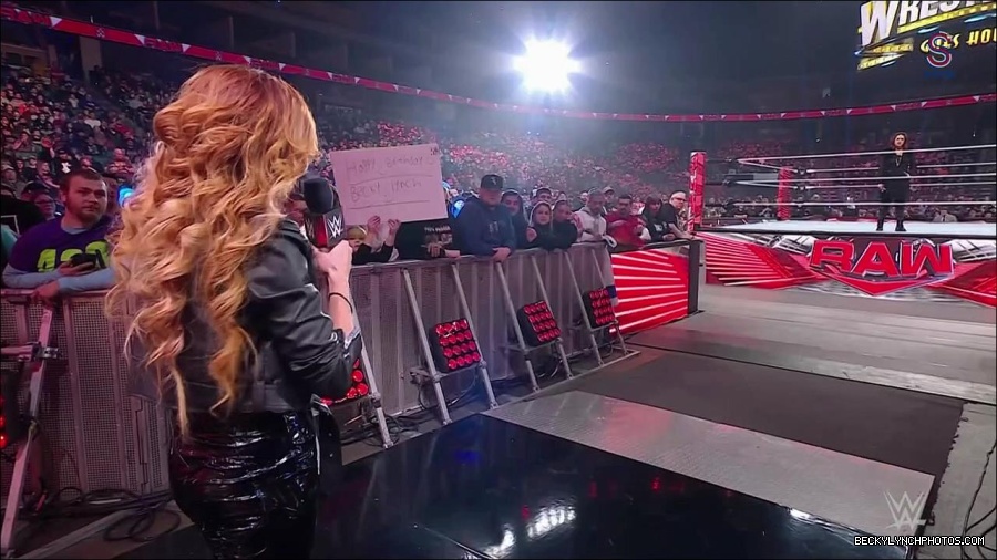 WWE_Monday_Night_RAW_2023_01_30_720p_HDTV_x264-Star_mp4_005691233.jpg