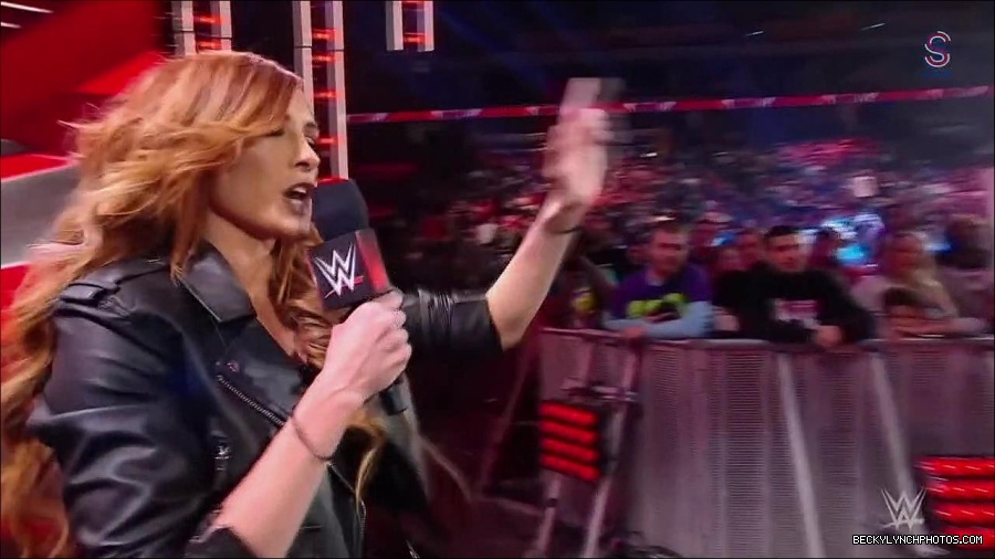 WWE_Monday_Night_RAW_2023_01_30_720p_HDTV_x264-Star_mp4_005714033.jpg