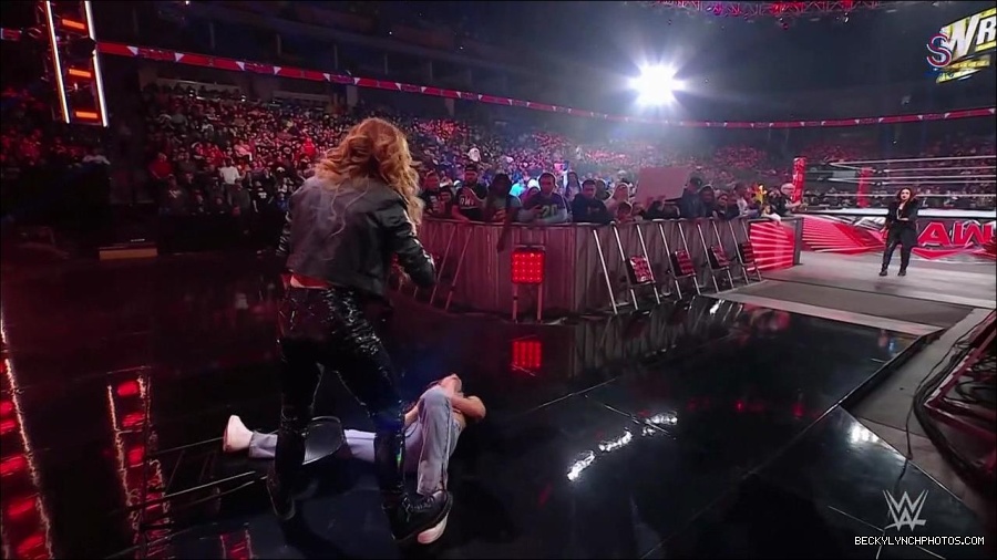 WWE_Monday_Night_RAW_2023_01_30_720p_HDTV_x264-Star_mp4_005749133.jpg