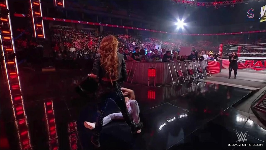 WWE_Monday_Night_RAW_2023_01_30_720p_HDTV_x264-Star_mp4_005769933.jpg