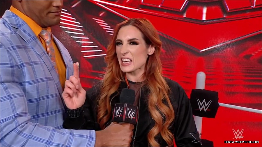 WWE_Monday_Night_RAW_2023_02_06_720p_HDTV_x264-Star_mp4_002392066.jpg