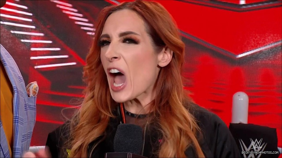 WWE_Monday_Night_RAW_2023_02_06_720p_HDTV_x264-Star_mp4_002398866.jpg