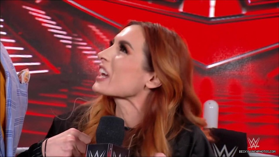 WWE_Monday_Night_RAW_2023_02_06_720p_HDTV_x264-Star_mp4_002402066.jpg