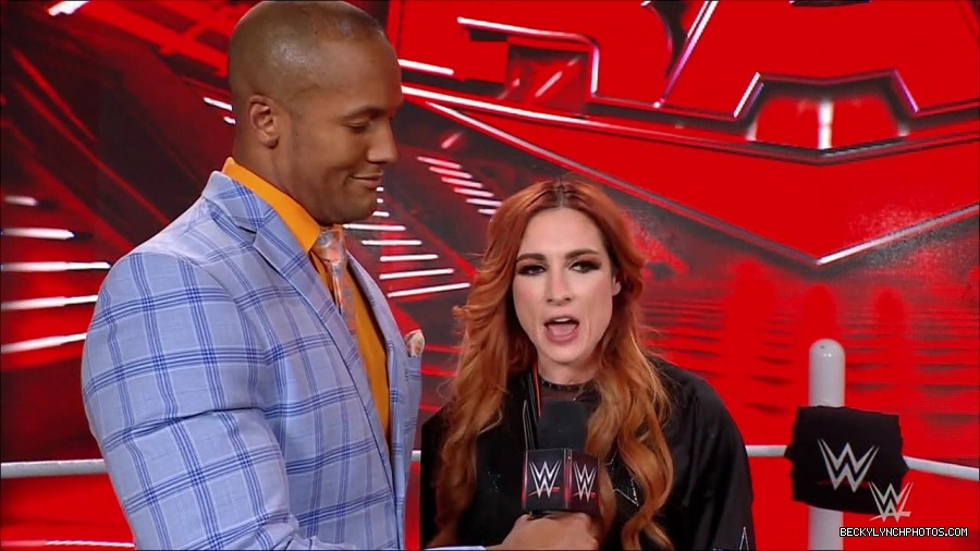 WWE_Monday_Night_RAW_2023_02_06_720p_HDTV_x264-Star_mp4_002414733.jpg