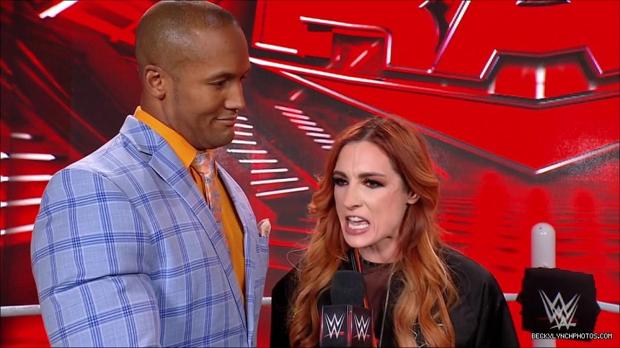 WWE_Monday_Night_RAW_2023_02_06_720p_HDTV_x264-Star_mp4_002418733.jpg