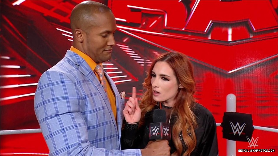 WWE_Monday_Night_RAW_2023_02_06_720p_HDTV_x264-Star_mp4_002421533.jpg