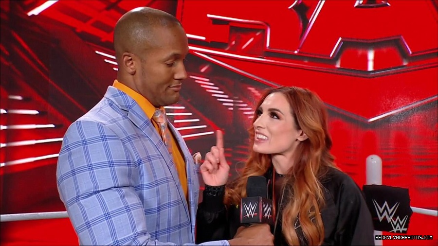 WWE_Monday_Night_RAW_2023_02_06_720p_HDTV_x264-Star_mp4_002422733.jpg