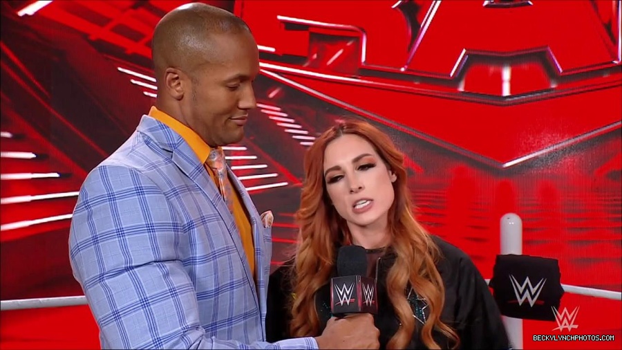 WWE_Monday_Night_RAW_2023_02_06_720p_HDTV_x264-Star_mp4_002427933.jpg