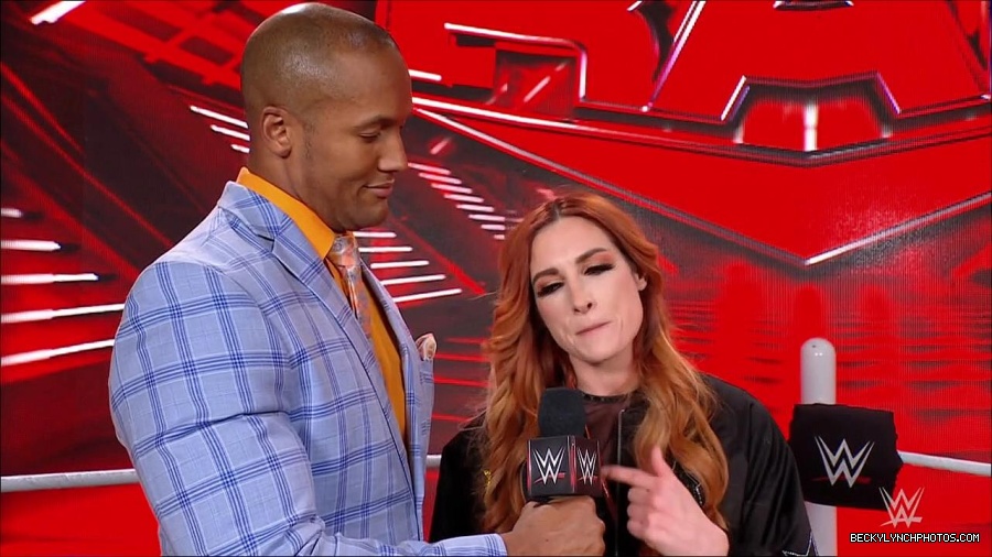 WWE_Monday_Night_RAW_2023_02_06_720p_HDTV_x264-Star_mp4_002428333.jpg