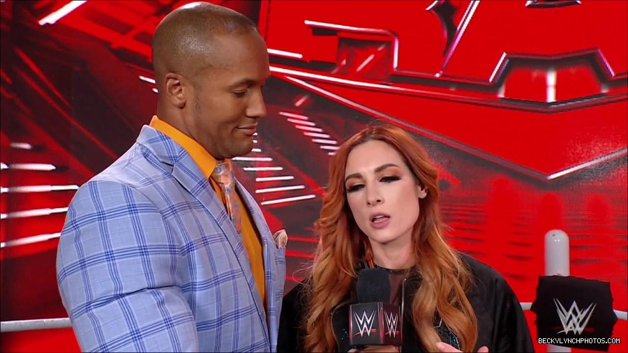 WWE_Monday_Night_RAW_2023_02_06_720p_HDTV_x264-Star_mp4_002430333.jpg