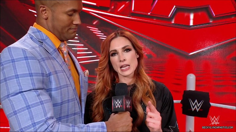 WWE_Monday_Night_RAW_2023_02_06_720p_HDTV_x264-Star_mp4_002434333.jpg