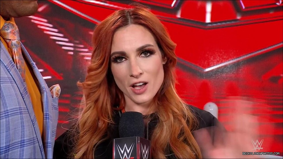 WWE_Monday_Night_RAW_2023_02_06_720p_HDTV_x264-Star_mp4_002440333.jpg