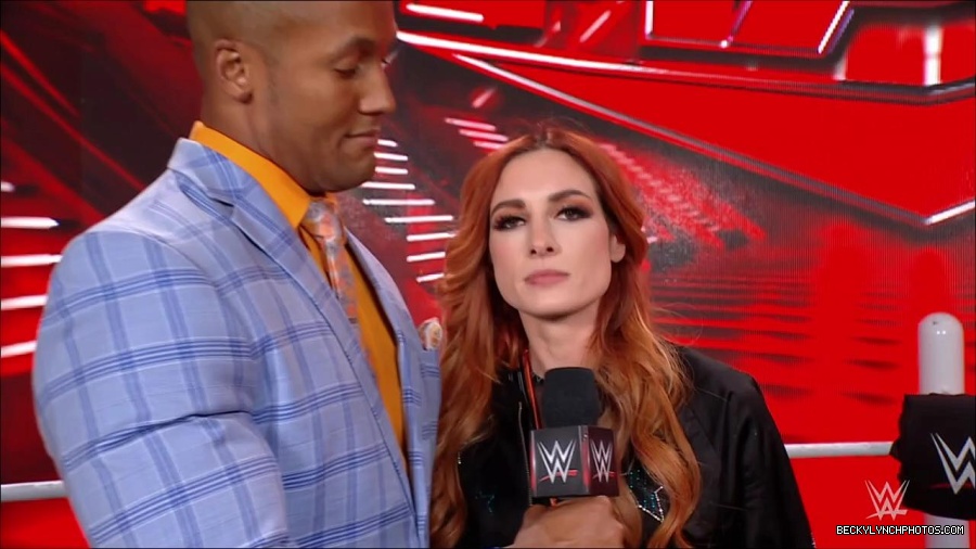 WWE_Monday_Night_RAW_2023_02_06_720p_HDTV_x264-Star_mp4_002457933.jpg
