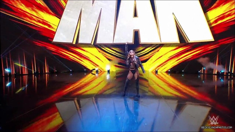 WWE_Monday_Night_RAW_2023_02_06_720p_HDTV_x264-Star_mp4_007017166.jpg