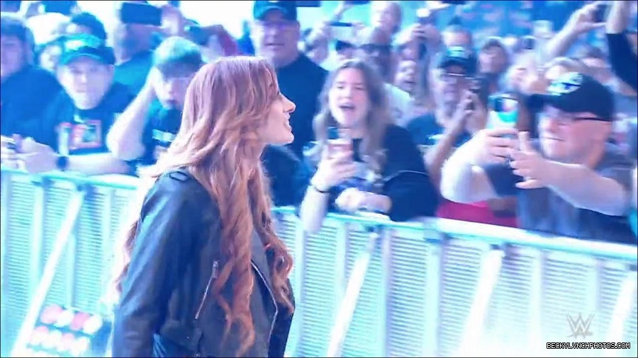 WWE_Monday_Night_RAW_2023_02_06_720p_HDTV_x264-Star_mp4_007043566.jpg