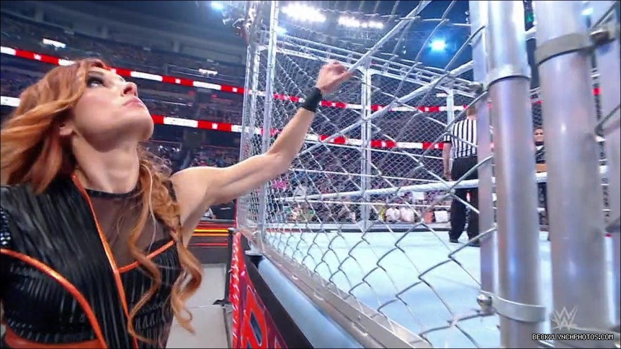 WWE_Monday_Night_RAW_2023_02_06_720p_HDTV_x264-Star_mp4_007054366.jpg