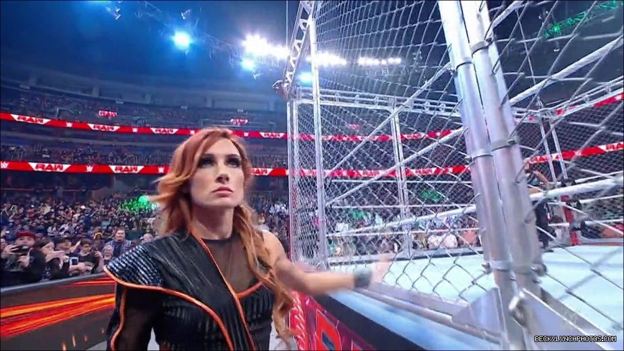 WWE_Monday_Night_RAW_2023_02_06_720p_HDTV_x264-Star_mp4_007057166.jpg