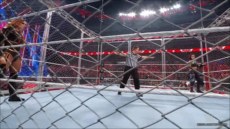 WWE_Monday_Night_RAW_2023_02_06_720p_HDTV_x264-Star_mp4_007086366.jpg