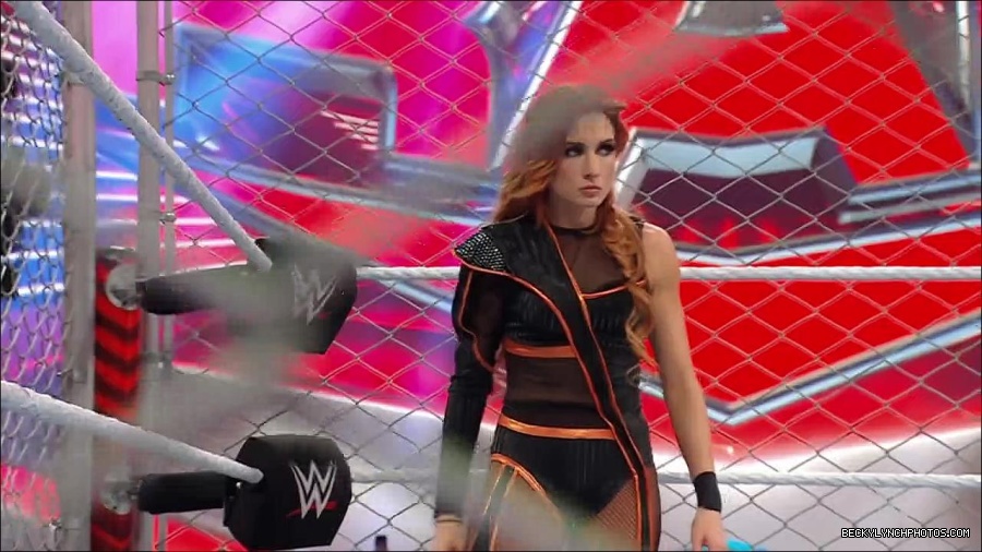 WWE_Monday_Night_RAW_2023_02_06_720p_HDTV_x264-Star_mp4_007090366.jpg