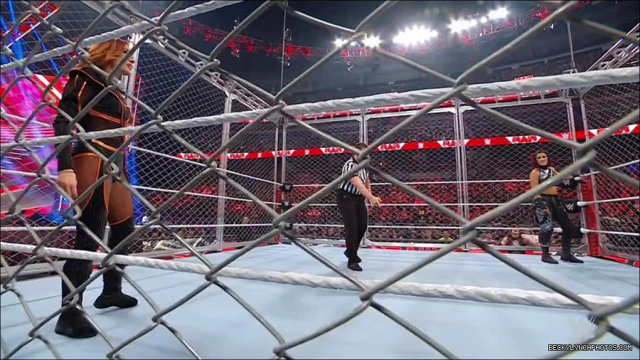 WWE_Monday_Night_RAW_2023_02_06_720p_HDTV_x264-Star_mp4_007094366.jpg