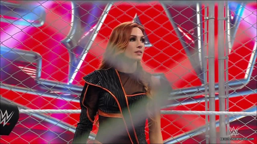 WWE_Monday_Night_RAW_2023_02_06_720p_HDTV_x264-Star_mp4_007097166.jpg