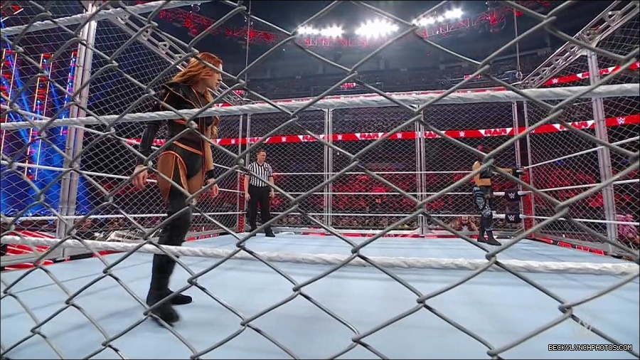 WWE_Monday_Night_RAW_2023_02_06_720p_HDTV_x264-Star_mp4_007100766.jpg