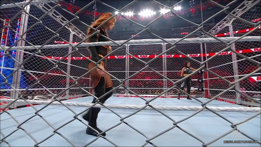 WWE_Monday_Night_RAW_2023_02_06_720p_HDTV_x264-Star_mp4_007101566.jpg