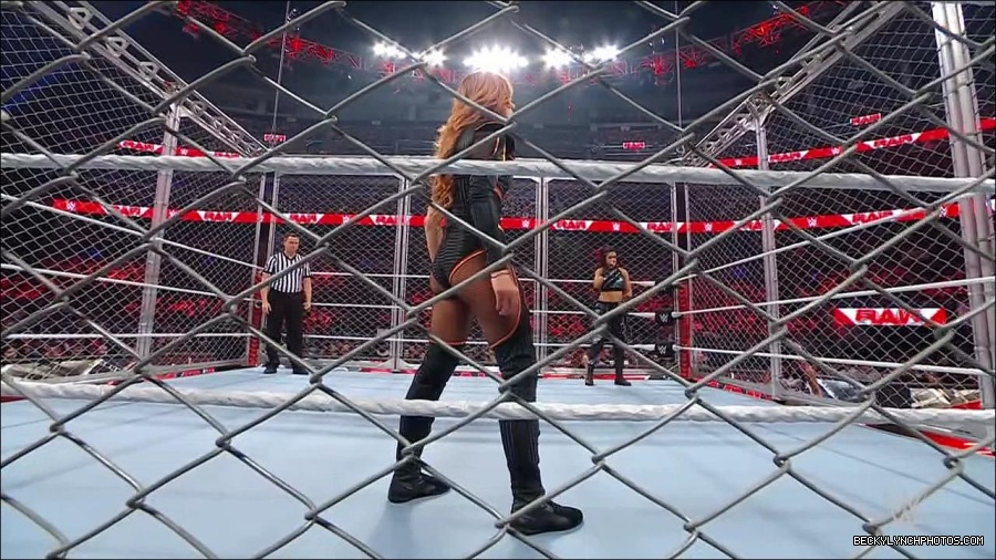 WWE_Monday_Night_RAW_2023_02_06_720p_HDTV_x264-Star_mp4_007105566.jpg
