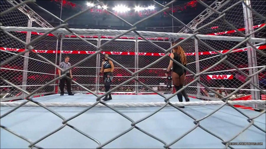 WWE_Monday_Night_RAW_2023_02_06_720p_HDTV_x264-Star_mp4_007109566.jpg