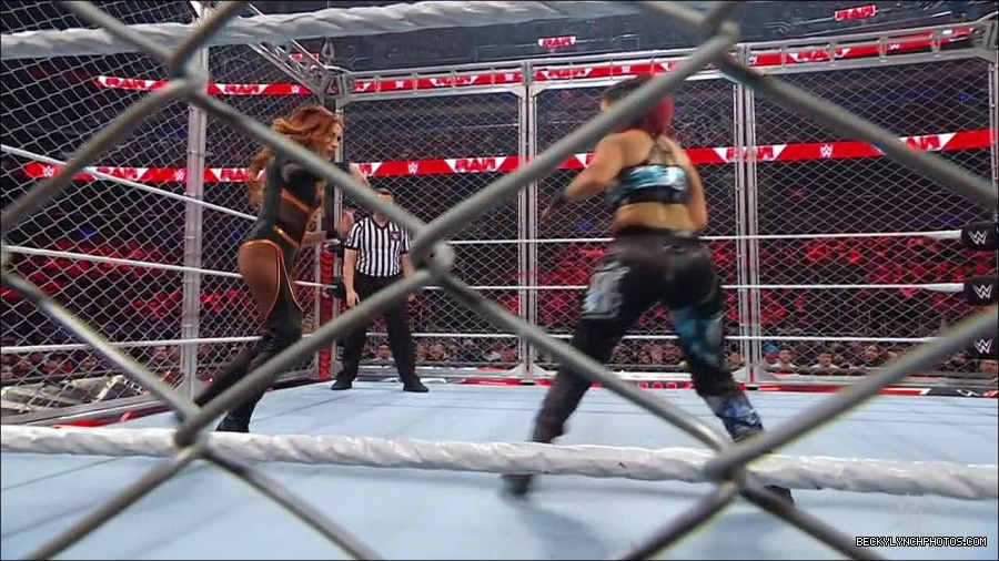 WWE_Monday_Night_RAW_2023_02_06_720p_HDTV_x264-Star_mp4_007112766.jpg