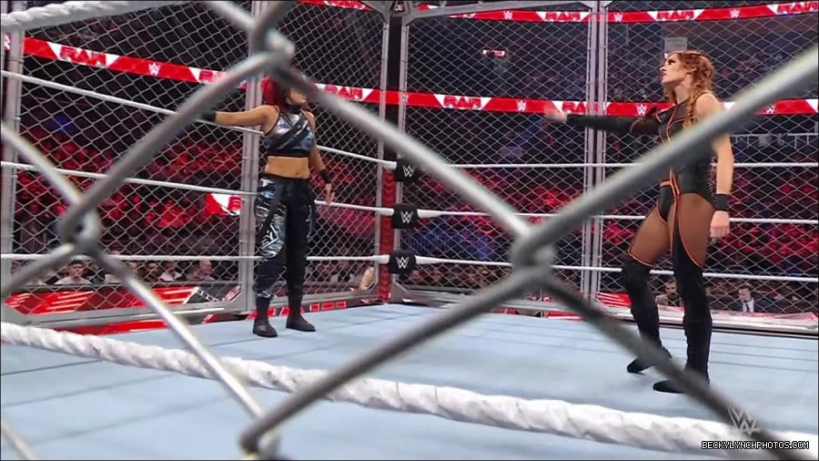 WWE_Monday_Night_RAW_2023_02_06_720p_HDTV_x264-Star_mp4_007123166.jpg