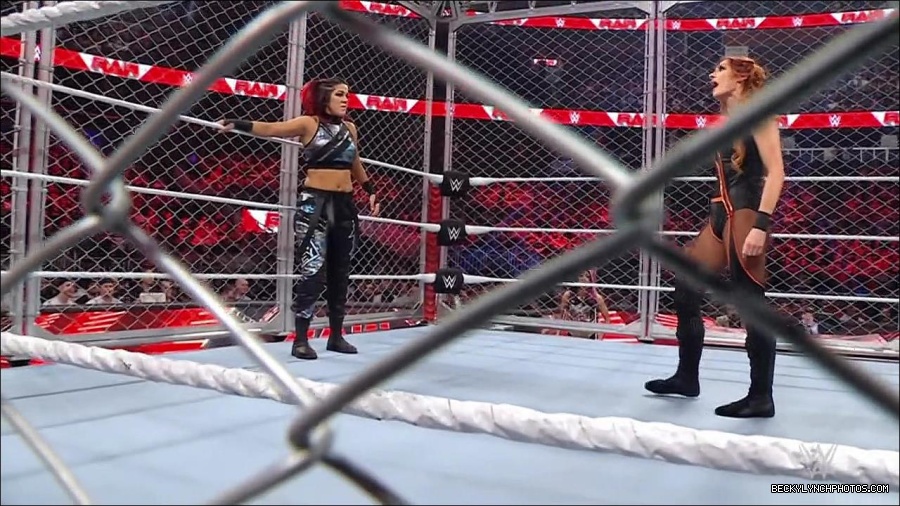 WWE_Monday_Night_RAW_2023_02_06_720p_HDTV_x264-Star_mp4_007123566.jpg