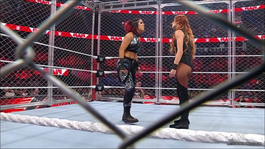 WWE_Monday_Night_RAW_2023_02_06_720p_HDTV_x264-Star_mp4_007131566.jpg