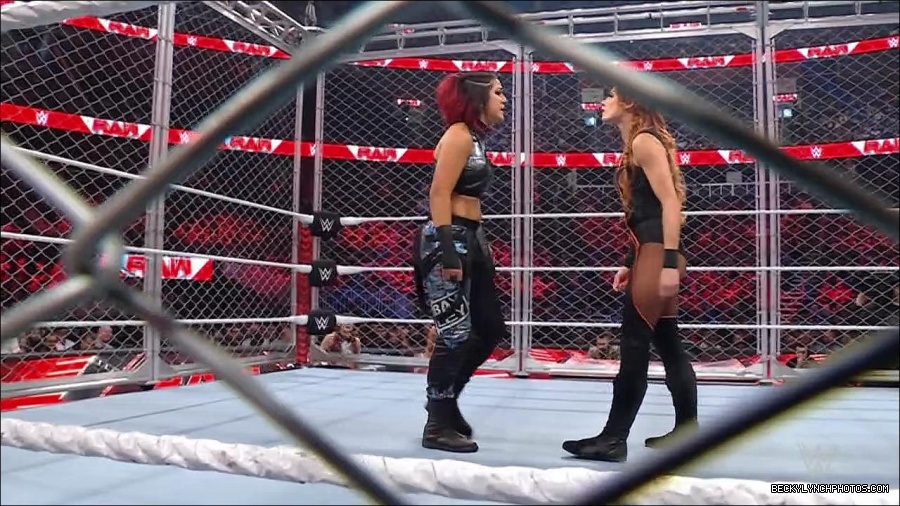 WWE_Monday_Night_RAW_2023_02_06_720p_HDTV_x264-Star_mp4_007132366.jpg